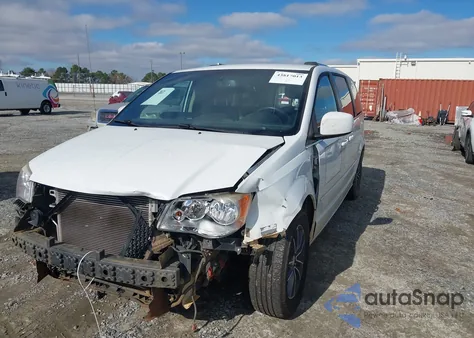 2017 Dodge Grand Caravan Sxt z USA, uszkodzony, nr VIN 2C4RDGCG6HR566887